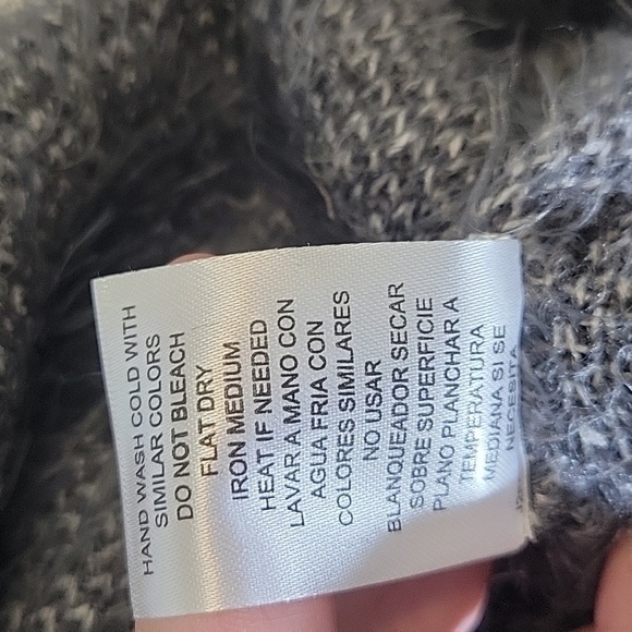 Joseph A. Gray Soft Fuzzy Polka-Dot Sweater  Size Large - Picture 7 of 7